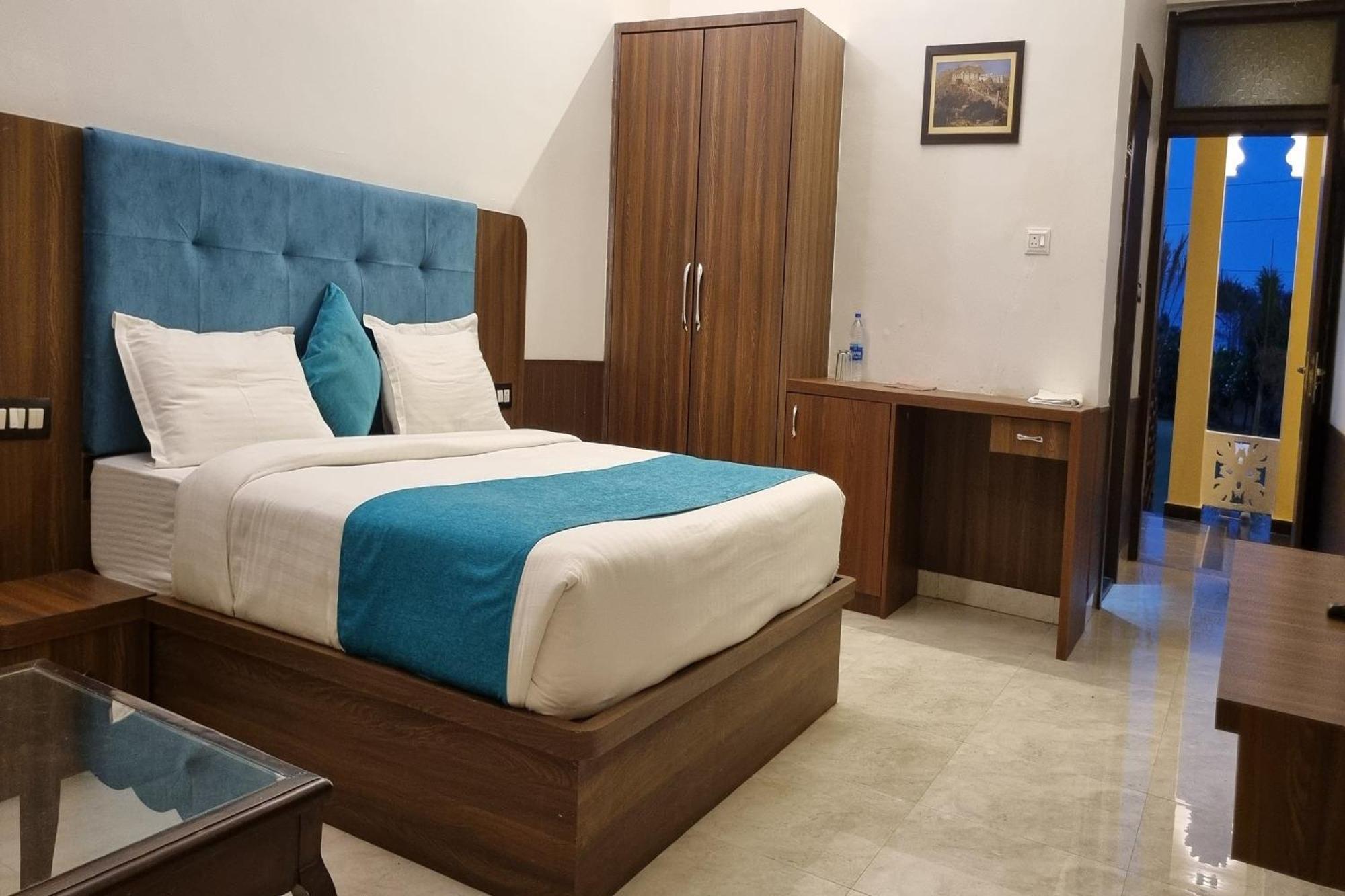 Maangarh Resorts Удайпур Екстериор снимка