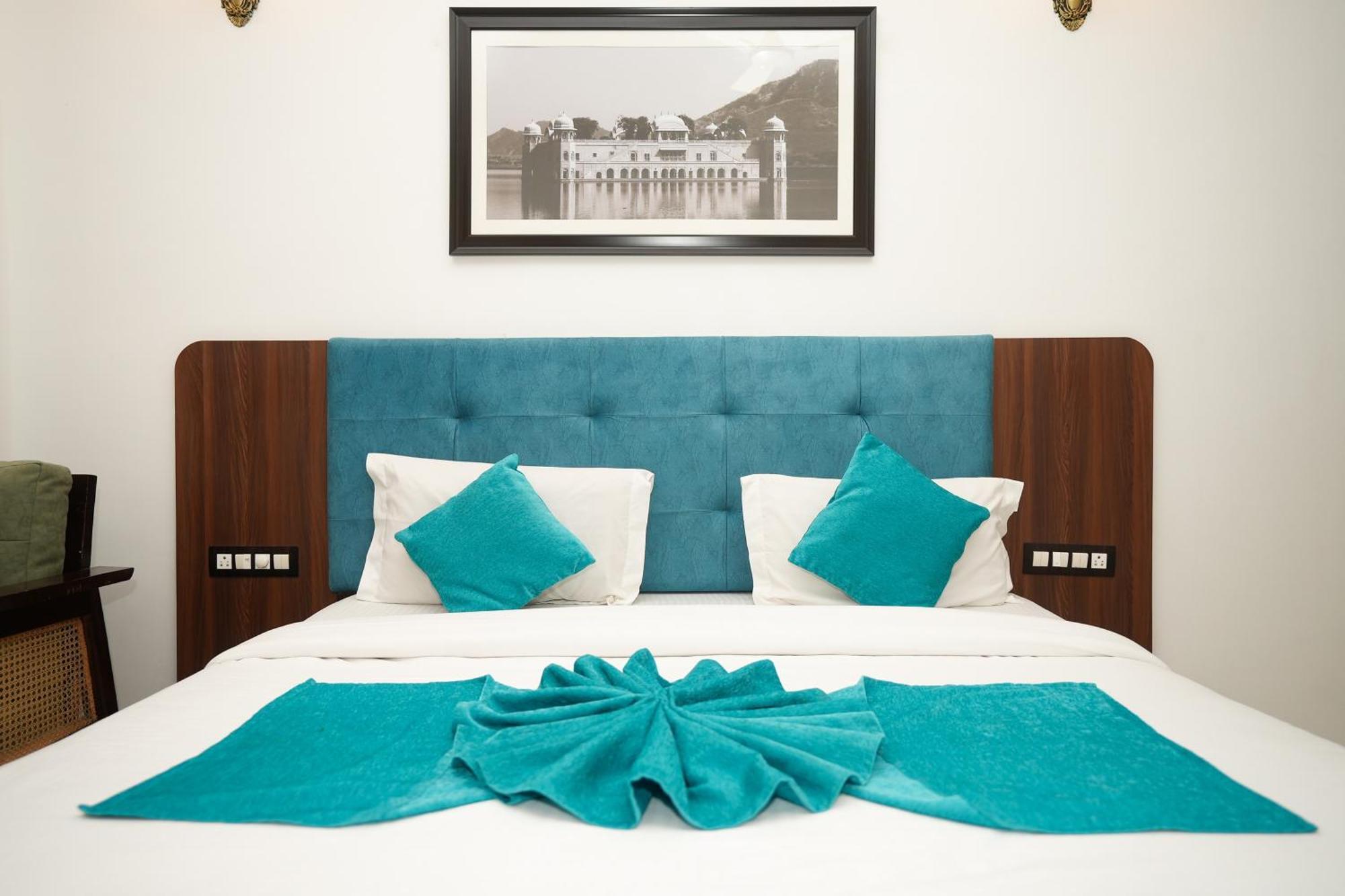 Maangarh Resorts Удайпур Екстериор снимка