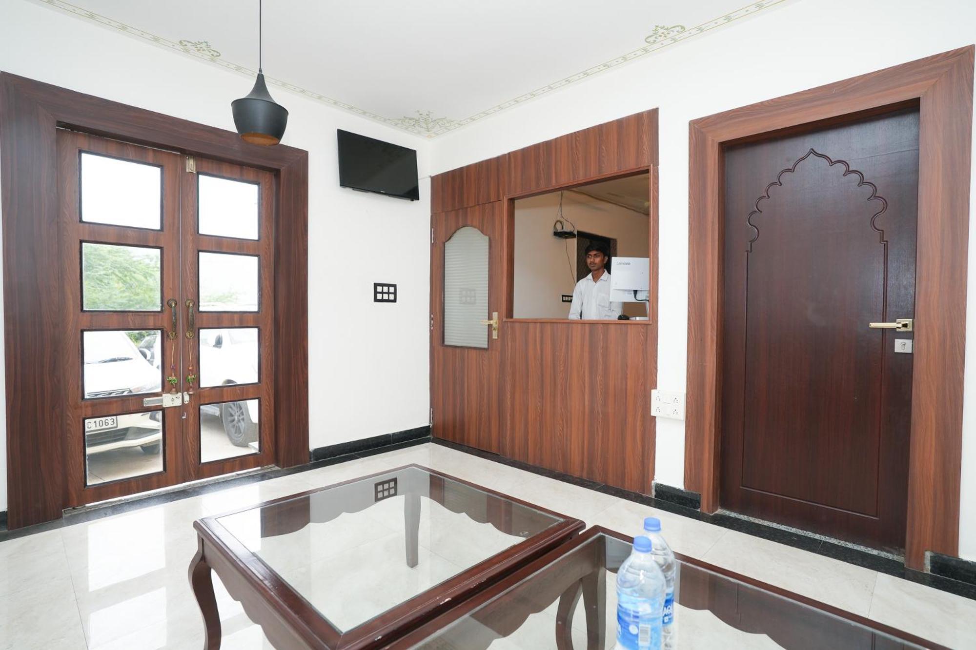 Maangarh Resorts Удайпур Екстериор снимка