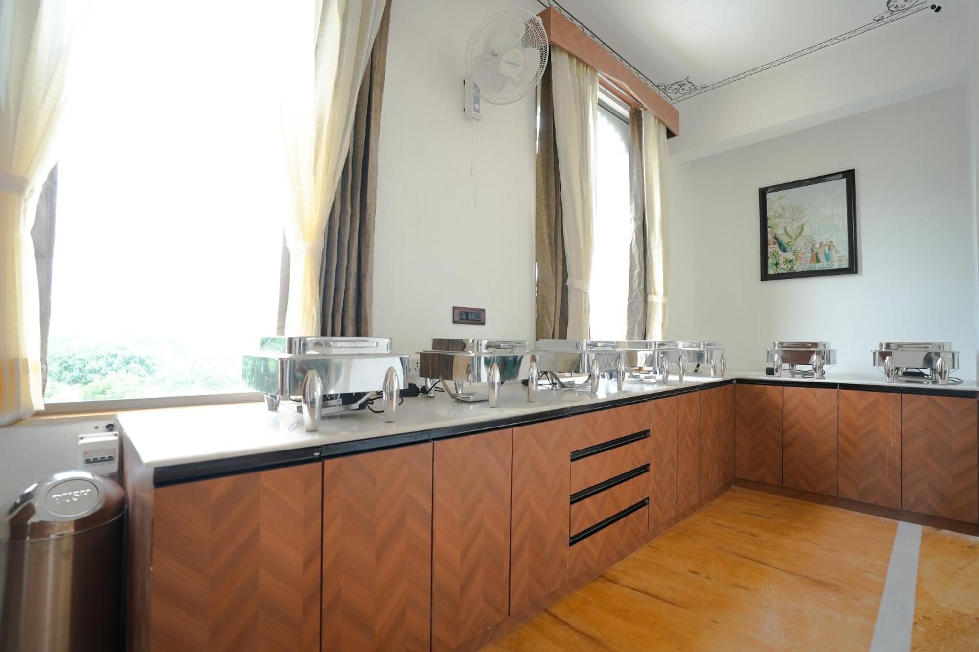 Maangarh Resorts Удайпур Екстериор снимка